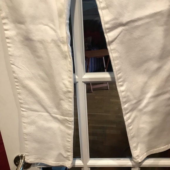 Gloria Vanderbilt jeans - Picture 2 of 4